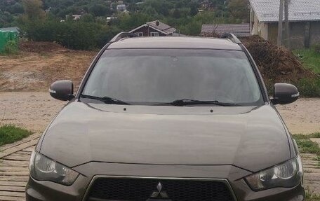 Mitsubishi Outlander III рестайлинг 3, 2012 год, 1 380 000 рублей, 1 фотография