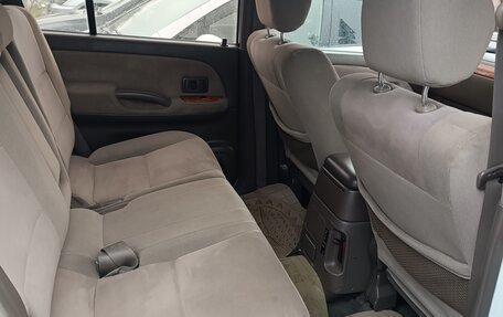 Toyota Land Cruiser Prado 90 рестайлинг, 2002 год, 1 400 000 рублей, 2 фотография