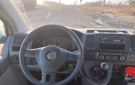 Volkswagen Caravelle T5, 2013 год, 1 950 000 рублей, 9 фотография