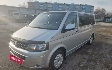 Volkswagen Caravelle T5, 2013 год, 1 950 000 рублей, 7 фотография