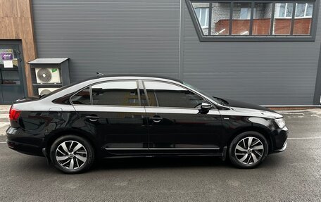 Volkswagen Jetta VI, 2018 год, 1 350 000 рублей, 7 фотография