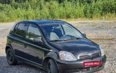 Toyota Yaris I рестайлинг, 2001 год, 310 000 рублей, 4 фотография