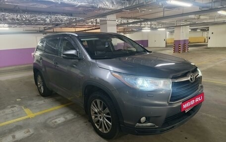 Toyota Highlander III, 2014 год, 2 670 000 рублей, 4 фотография