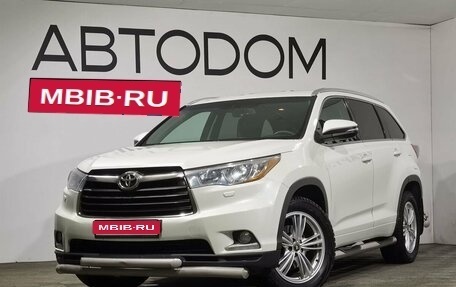 Toyota Highlander III, 2014 год, 2 275 000 рублей, 1 фотография