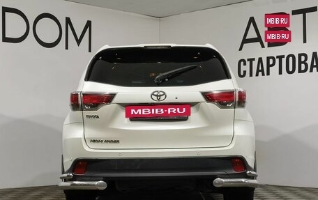 Toyota Highlander III, 2014 год, 2 275 000 рублей, 4 фотография