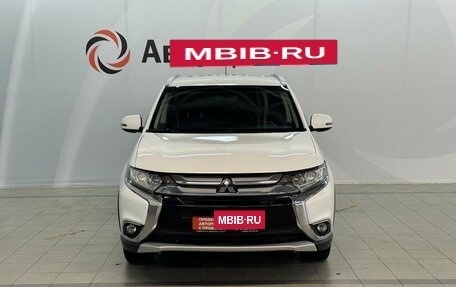 Mitsubishi Outlander III рестайлинг 3, 2015 год, 1 890 000 рублей, 8 фотография