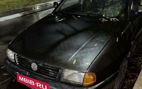 Volkswagen Polo III рестайлинг, 1999 год, 260 000 рублей, 2 фотография