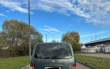 Volkswagen Transporter T5 рестайлинг, 2009 год, 1 750 000 рублей, 2 фотография