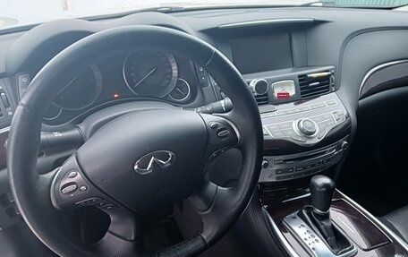 Infiniti M, 2012 год, 2 220 000 рублей, 18 фотография