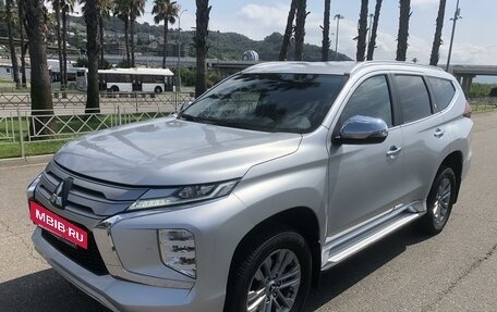 Mitsubishi Pajero Sport III рестайлинг, 2021 год, 4 580 000 рублей, 2 фотография