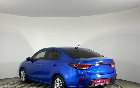 KIA Rio IV, 2018 год, 1 570 000 рублей, 7 фотография