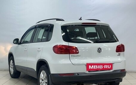 Volkswagen Tiguan I, 2015 год, 1 455 000 рублей, 5 фотография