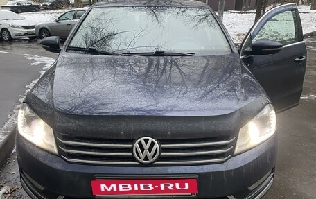 Volkswagen Passat B7, 2013 год, 1 550 000 рублей, 2 фотография