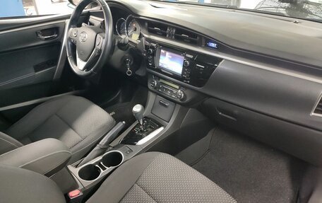 Toyota Corolla, 2014 год, 1 690 000 рублей, 7 фотография