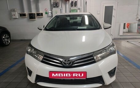 Toyota Corolla, 2014 год, 1 690 000 рублей, 2 фотография