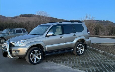 Toyota Land Cruiser Prado 120 рестайлинг, 2005 год, 2 200 000 рублей, 8 фотография