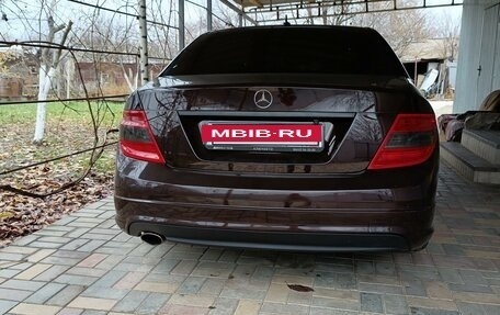 Mercedes-Benz C-Класс, 2010 год, 1 400 000 рублей, 5 фотография