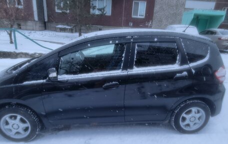 Honda Fit III, 2010 год, 650 000 рублей, 1 фотография