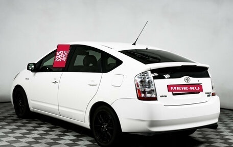 Toyota Prius, 2007 год, 699 000 рублей, 7 фотография