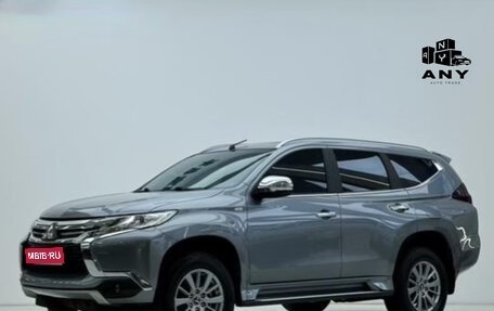 Mitsubishi Pajero Sport III рестайлинг, 2021 год, 3 360 000 рублей, 1 фотография