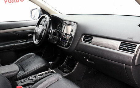 Mitsubishi Outlander III рестайлинг 3, 2012 год, 1 620 000 рублей, 12 фотография