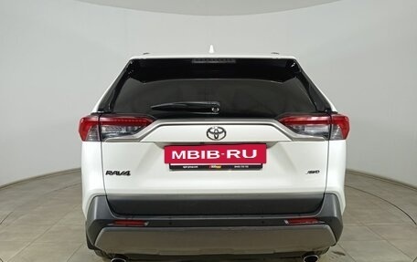 Toyota RAV4, 2019 год, 2 990 000 рублей, 6 фотография