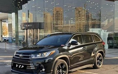 Toyota Highlander III, 2020 год, 3 900 000 рублей, 1 фотография