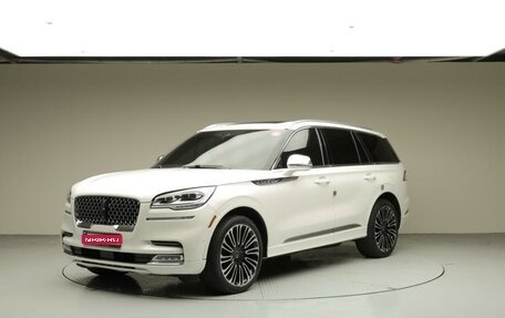 Lincoln Aviator II, 2021 год, 6 700 000 рублей, 1 фотография