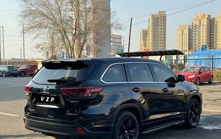 Toyota Highlander III, 2020 год, 3 900 000 рублей, 4 фотография