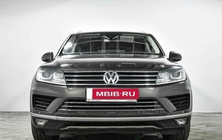 Volkswagen Touareg III, 2016 год, 2 475 000 рублей, 2 фотография