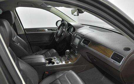 Volkswagen Touareg III, 2016 год, 2 475 000 рублей, 17 фотография