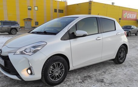 Toyota Vitz, 2019 год, 1 299 000 рублей, 4 фотография