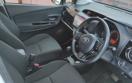 Toyota Vitz, 2019 год, 1 299 000 рублей, 13 фотография