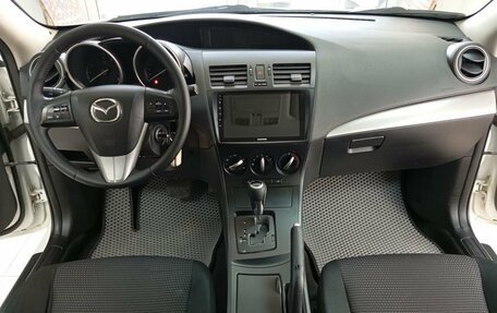 Mazda 3, 2012 год, 1 095 000 рублей, 14 фотография