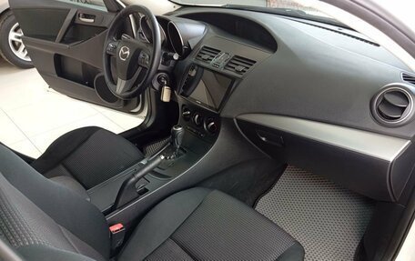 Mazda 3, 2012 год, 1 095 000 рублей, 12 фотография