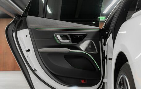 Mercedes-Benz EQS, 2022 год, 16 000 000 рублей, 33 фотография