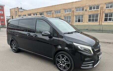 Mercedes-Benz V-Класс, 2019 год, 5 900 000 рублей, 1 фотография