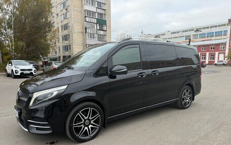 Mercedes-Benz V-Класс, 2019 год, 5 900 000 рублей, 2 фотография