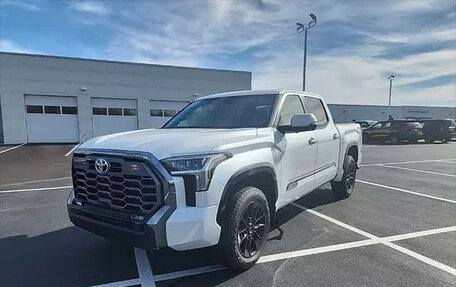 Toyota Tundra, 2024 год, 12 500 000 рублей, 3 фотография