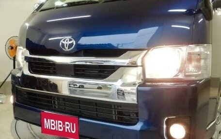 Toyota HiAce H200, 2022 год, 4 500 000 рублей, 34 фотография