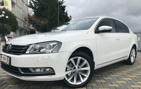 Volkswagen Passat B7, 2013 год, 1 585 000 рублей, 3 фотография