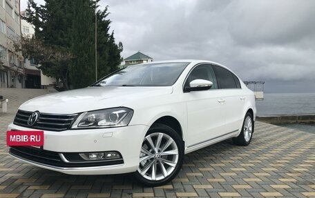 Volkswagen Passat B7, 2013 год, 1 585 000 рублей, 2 фотография