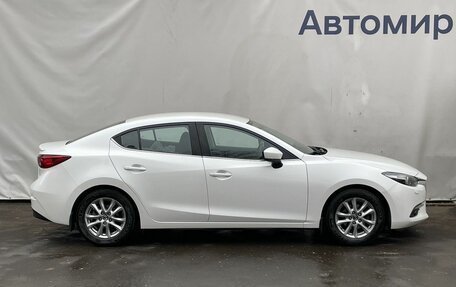 Mazda 3, 2017 год, 1 880 000 рублей, 4 фотография