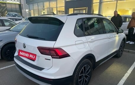 Volkswagen Tiguan II, 2020 год, 2 750 000 рублей, 4 фотография