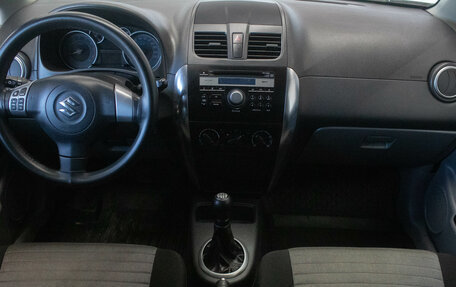 Suzuki SX4 II рестайлинг, 2010 год, 899 000 рублей, 18 фотография