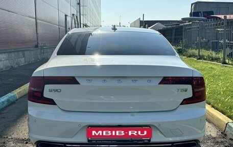 Volvo S90 II рестайлинг, 2017 год, 2 775 000 рублей, 5 фотография