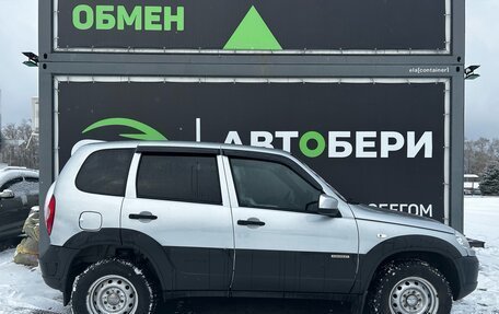 Chevrolet Niva I рестайлинг, 2017 год, 677 000 рублей, 4 фотография