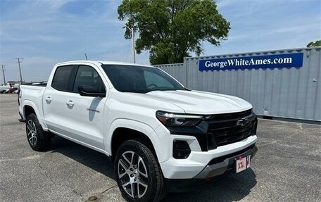 Chevrolet Colorado, 2023 год, 7 740 000 рублей, 3 фотография