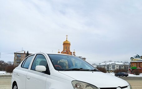 Toyota Platz, 2003 год, 650 000 рублей, 1 фотография