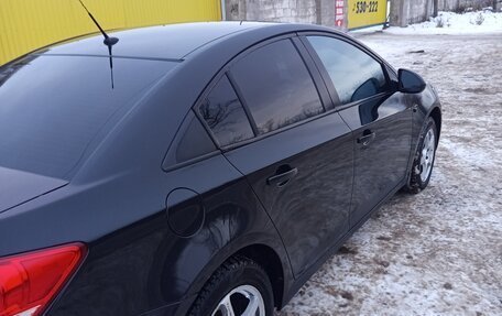 Chevrolet Cruze II, 2009 год, 650 000 рублей, 6 фотография